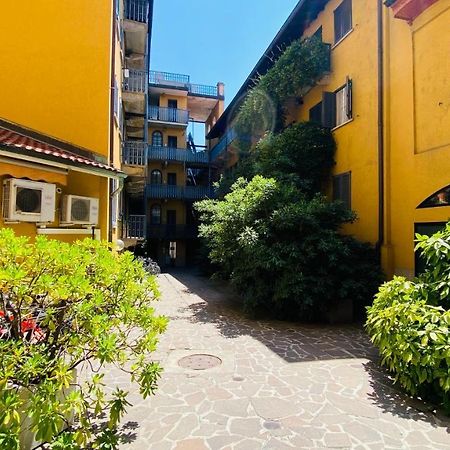 Navigli Darsena Milan Style Apartment Bagian luar foto