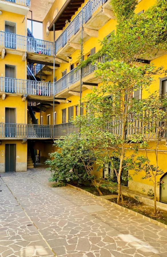 Navigli Darsena Milan Style Apartment Bagian luar foto